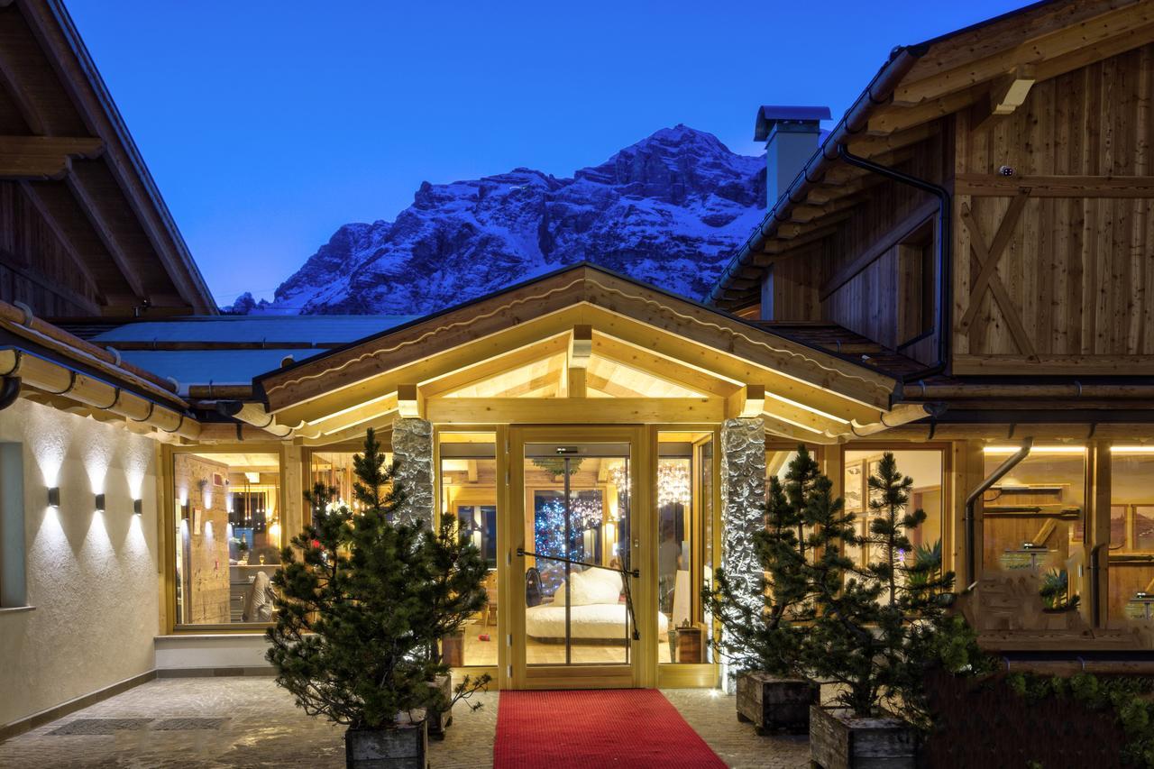Dolomiti Lodge Alverà Cortina dʼAmpezzo Eksteriør billede