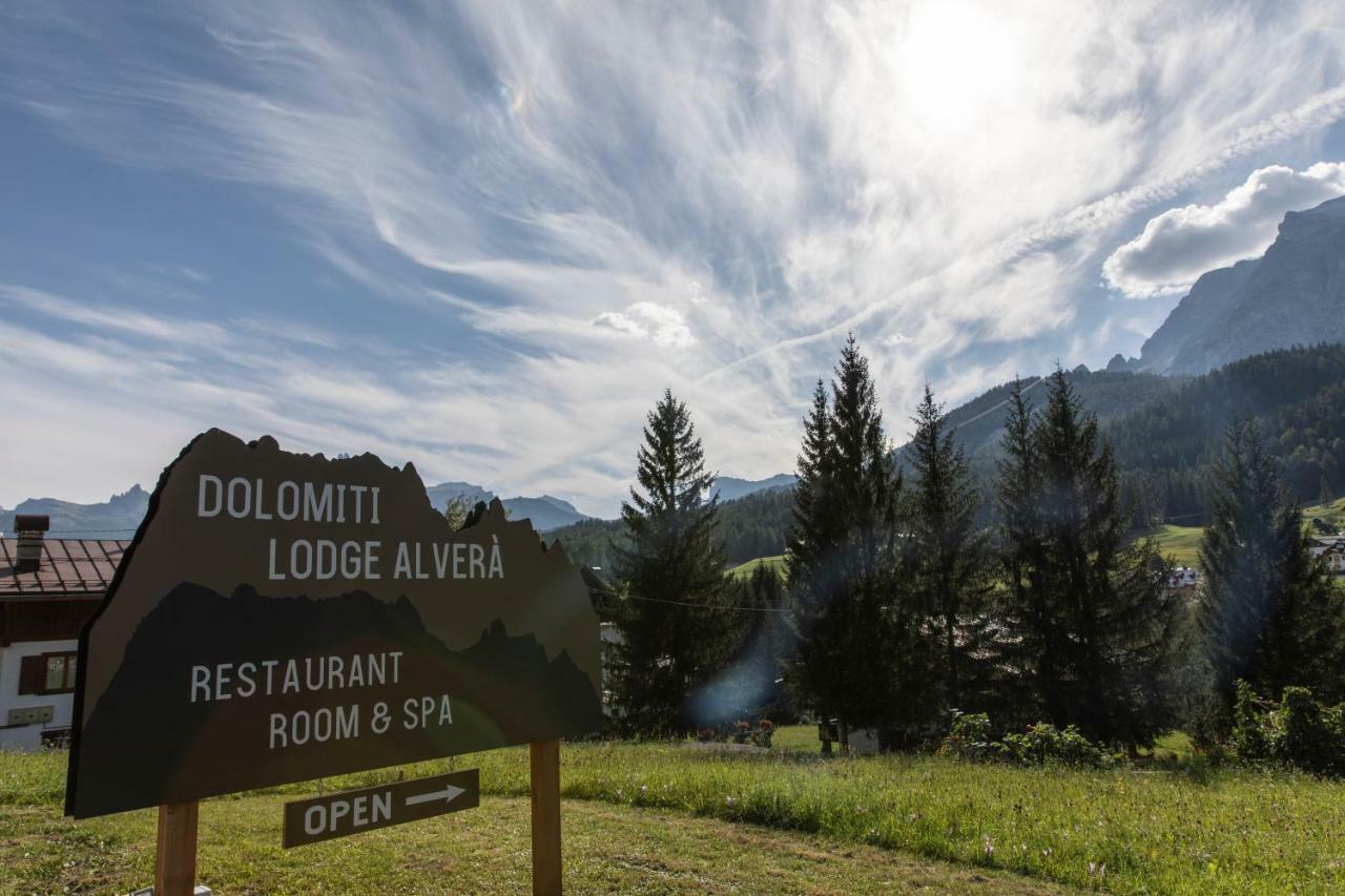Dolomiti Lodge Alverà Cortina dʼAmpezzo Eksteriør billede